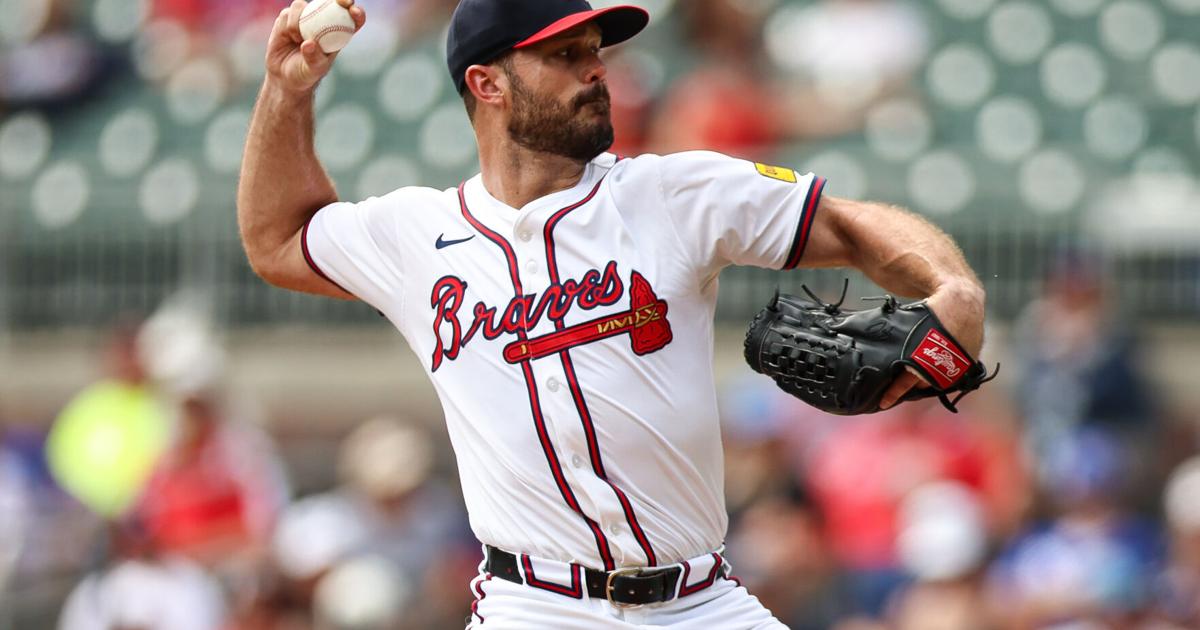 Braves bolster bullpen by signing right-hander Tyler Kinley to $4.25M, 1-year deal | MLB