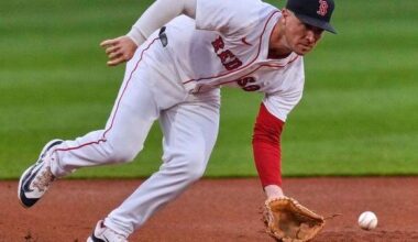 All-Star 3B Alex Bregman agrees to a $175 million, 5-year contract with the Cubs, AP sources say | National Sports