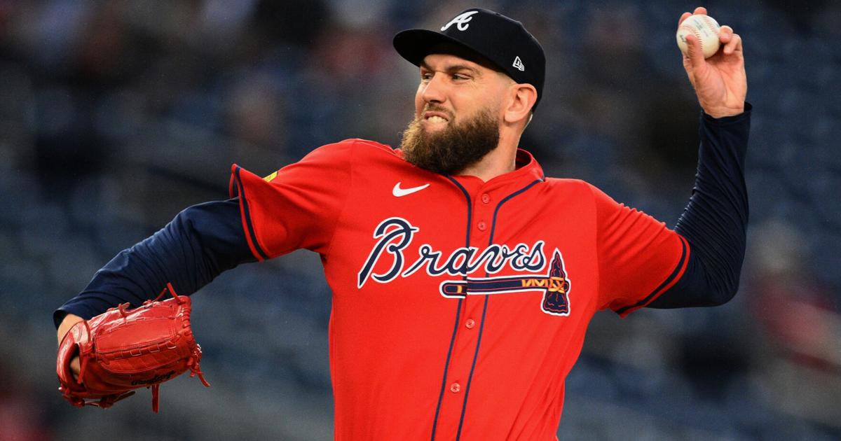 Pitcher Dylan Lee goes to salary arbitration with the Atlanta Braves |