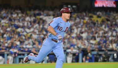 Reports: Phillies re-sign C J.T. Realmuto on 3-year deal