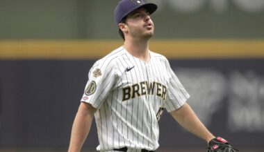 Brewers' Logan Henderson gets hilarious Christmas gift from friends