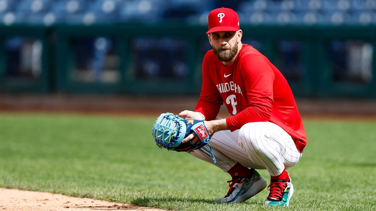 'Not elite' Harper could use better lineup protection with Phils