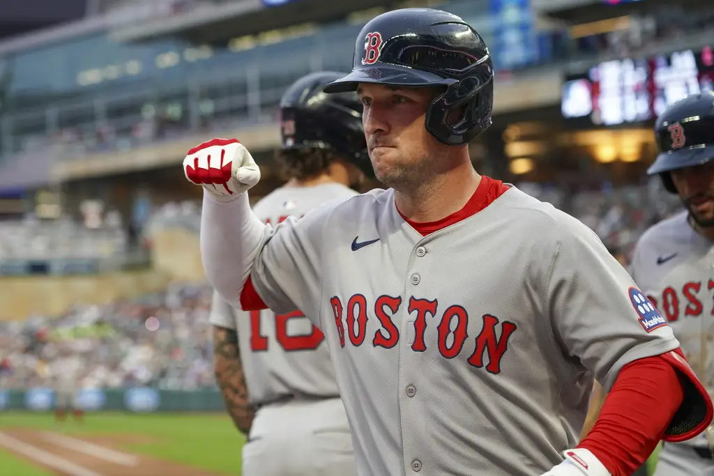 Alex Bregman Signing Marks New Era of Cubs Baseball -