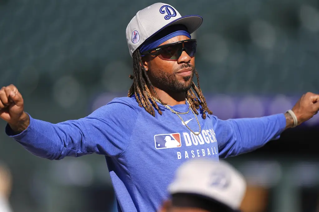 Cubs Claim OF Justin Dean off Waivers -