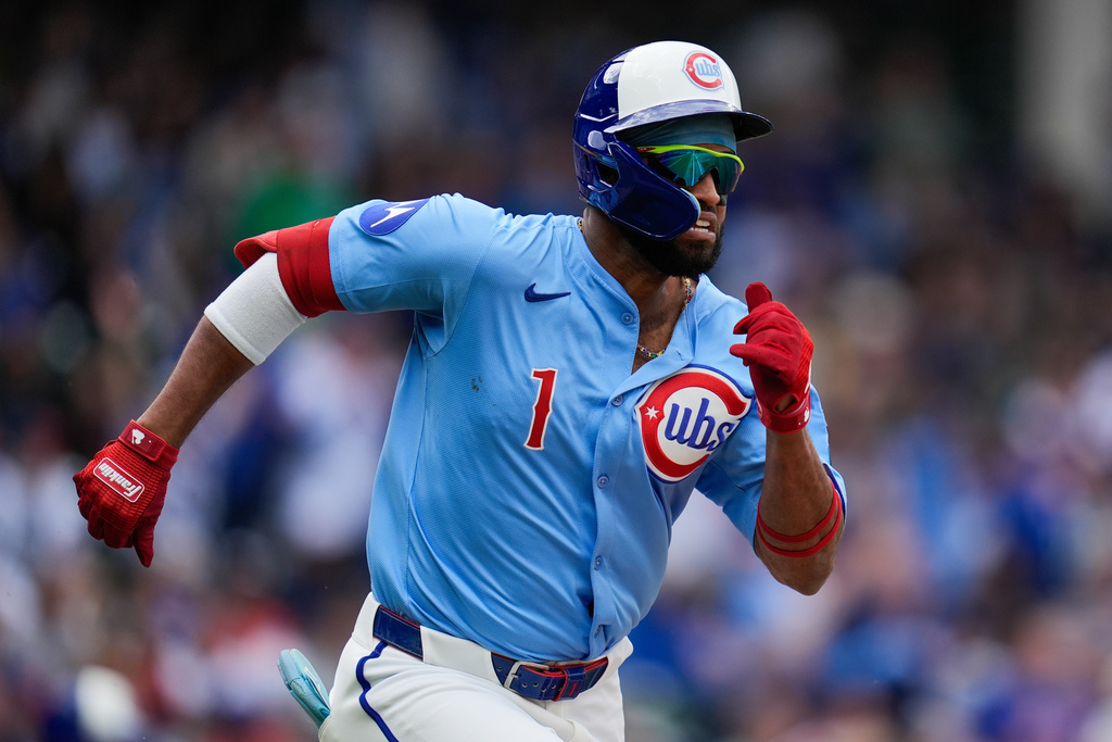 Versatile infielder/outfielder Willi Castro and Rockies agree to 2-year deal, AP source says