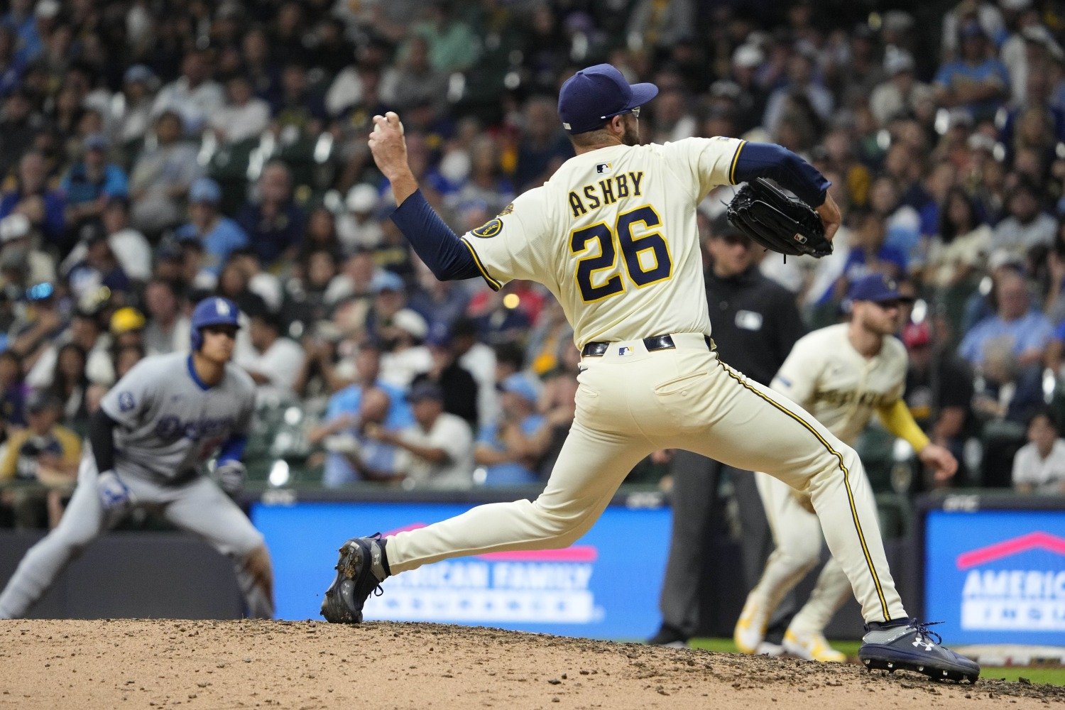 The Best of 26: The Top Milwaukee Brewers Players Who Have Worn the Number - Brewers