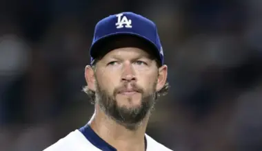 Dodgers' Mookie Betts, Freddie Freeman send final messages before Clayton Kershaw enters retirement