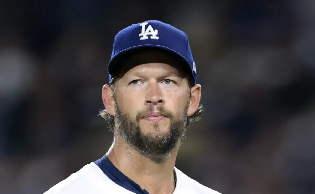 Dodgers' Mookie Betts, Freddie Freeman send final messages before Clayton Kershaw enters retirement