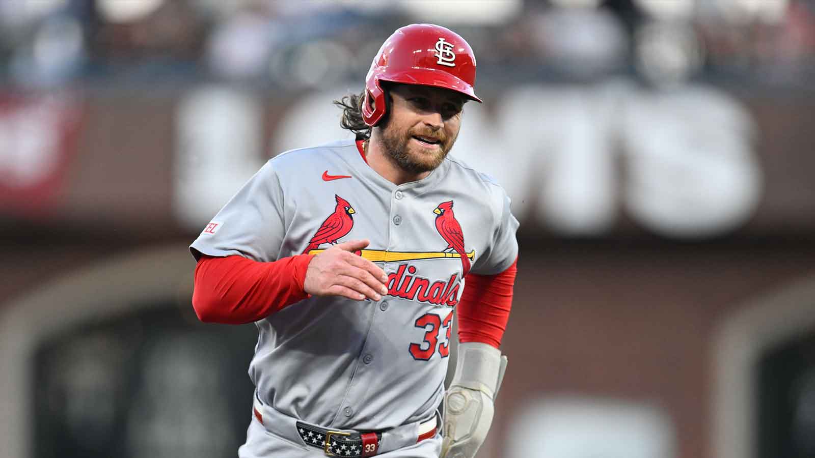 St. Louis Cardinals second baseman Brendan Donovan (33) runs to third base against the San Francisco Giants during the first inning at Oracle Park.