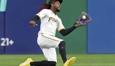 'Outfield A-Z': How a Platinum Glove award winner hopes to help Pirates CF Oneil Cruz improve