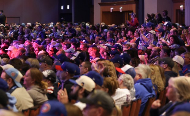 A standing-room only crowd watches former Cubs players in a discussion about the 2016 World Series Champions team during the Cubs Convention at the Sheraton Grand Chicago Riverwalk on Jan. 17, 2025. (John J. Kim/Chicago Tribune)