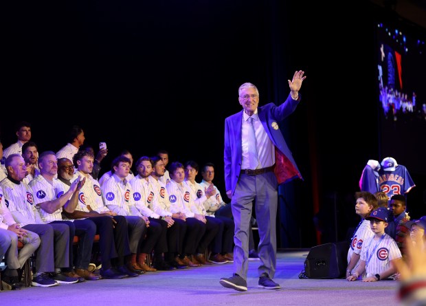 Chicago Cubs broadcaster Pat Hughes is introduced during day 1 of the Cubs Convention at the Sheraton Grand Chicago on Friday, Jan. 16, 2026. (Chris Sweda/Chicago Tribune)