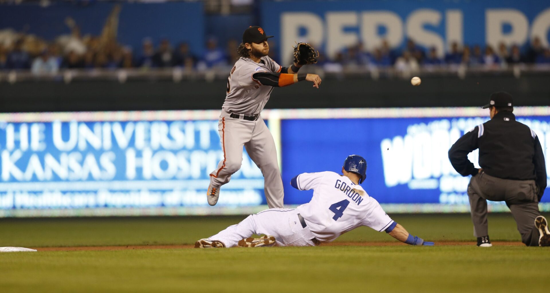 Brandon Crawford, Giants’ star with Menlo Park ties, named to sports hall of fame