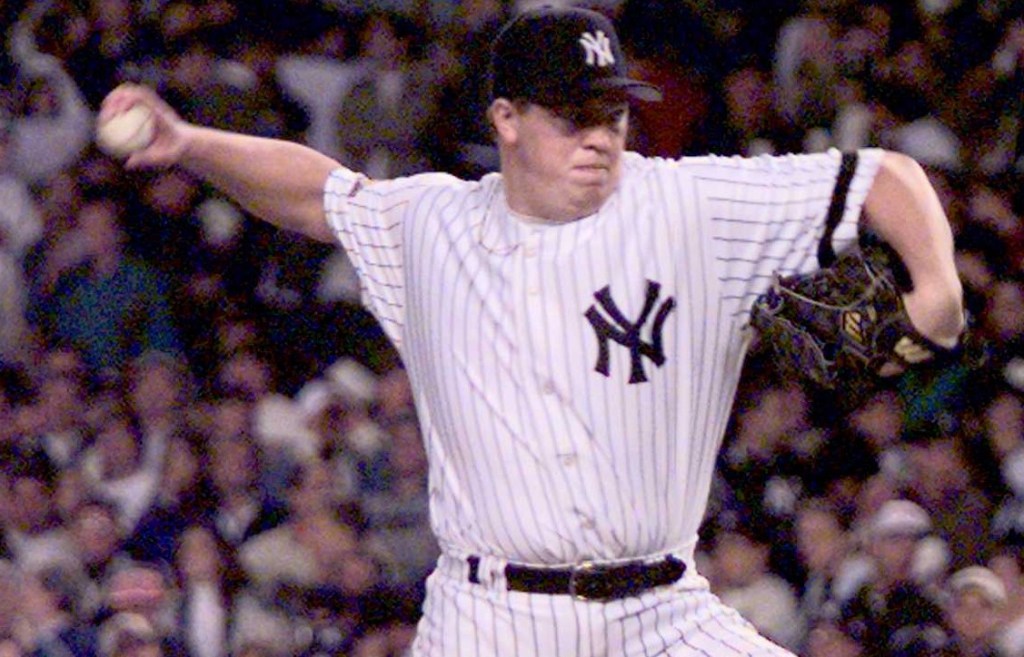 David Weathers throws a pitch during the Yankees' World Series-clinching Game 6 win over the Braves in 1996.