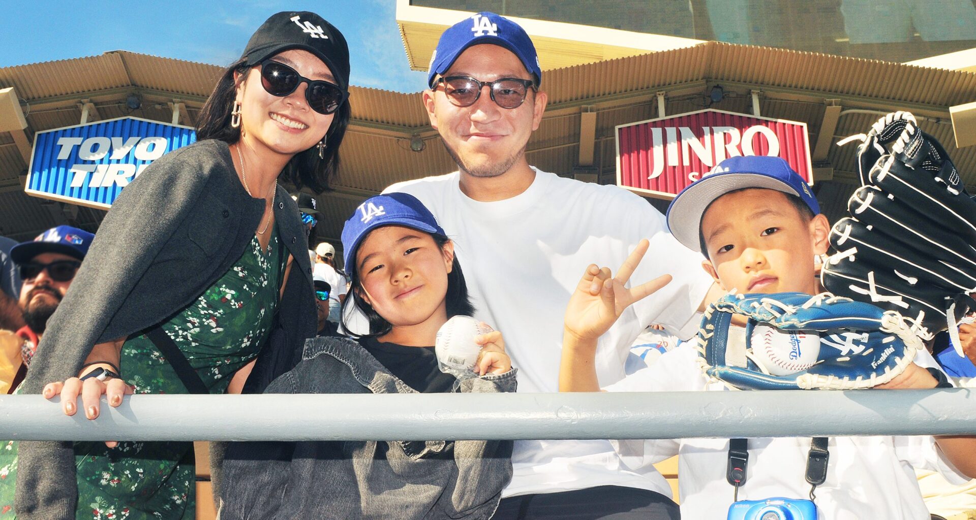 A Jolly Dodger Holiday - Rafu Shimpo