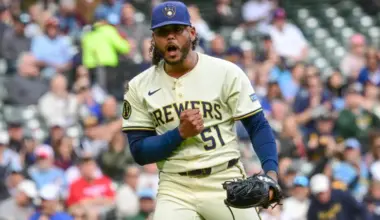 Mets projected pitching rotation: How New York's trade for Freddy Peralta impacts Kodai Senga, Nolan McLean, others image