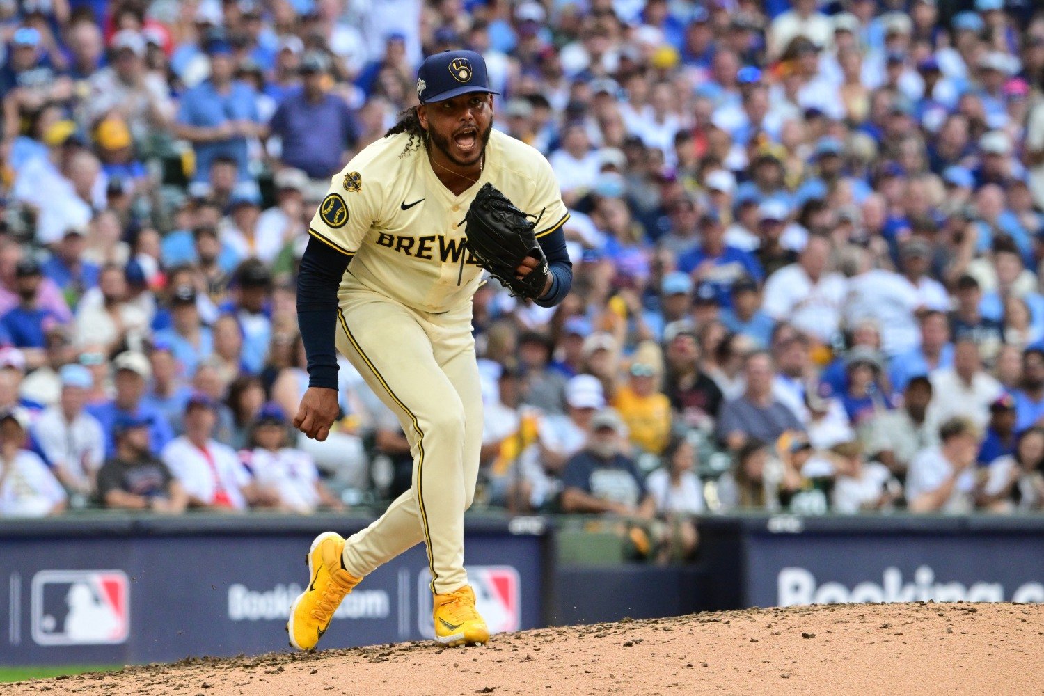Sources: Brewers "Moving Toward" Freddy Peralta Trade, with Yankees in Lead - Brewers