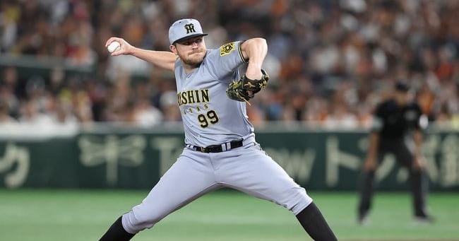 Lotte Giants' Jeremy Bisle: Can He Be Korea's 'Second Ponce'? - 조선일보