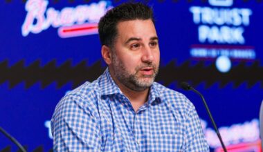 How did the Atlanta Braves rank among the top 10 MLB front offices?