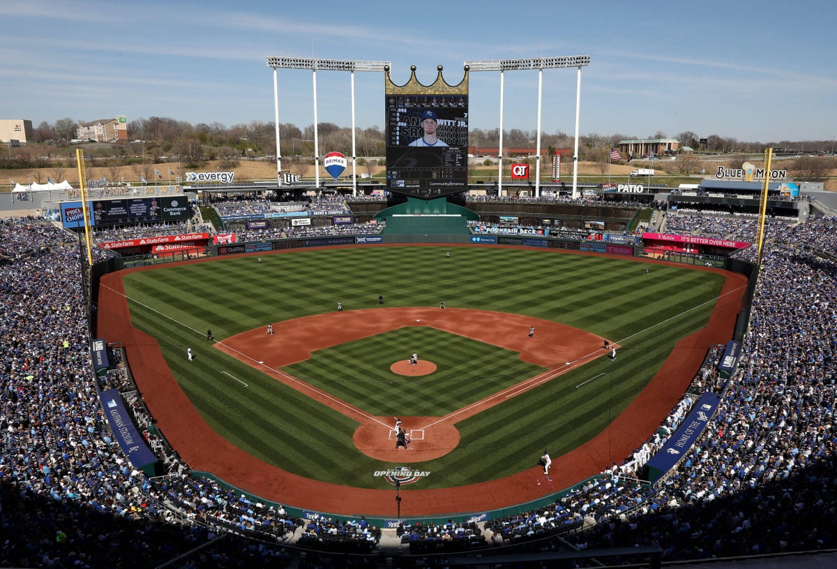 Citing ‘competitive reasons,’ Royals announce plan to move and lower outfield wall