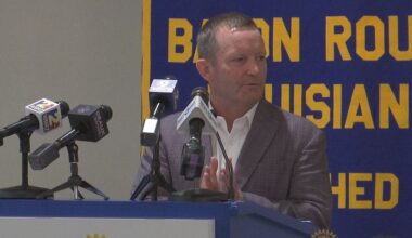 LSU baseball coach Jay Johnson speaks at Rotary Club of Baton Rouge