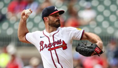 Braves bring back right-hander Tyler Kinley on 1-year deal