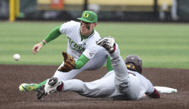 Maddox Molony embraces Oregon roots while powering the Ducks