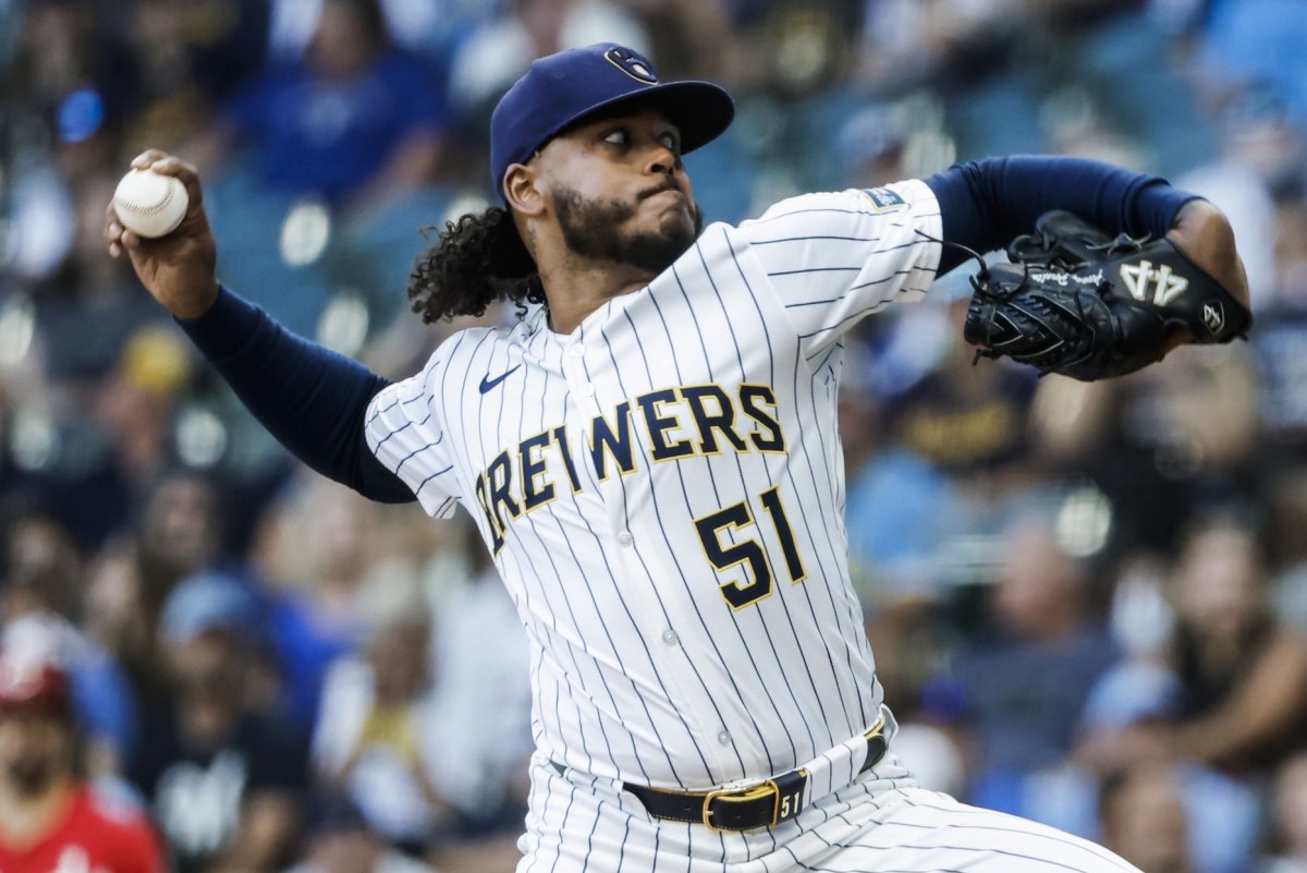 Mets continue active off-season, trade for Brewers RHP Freddy Peralta