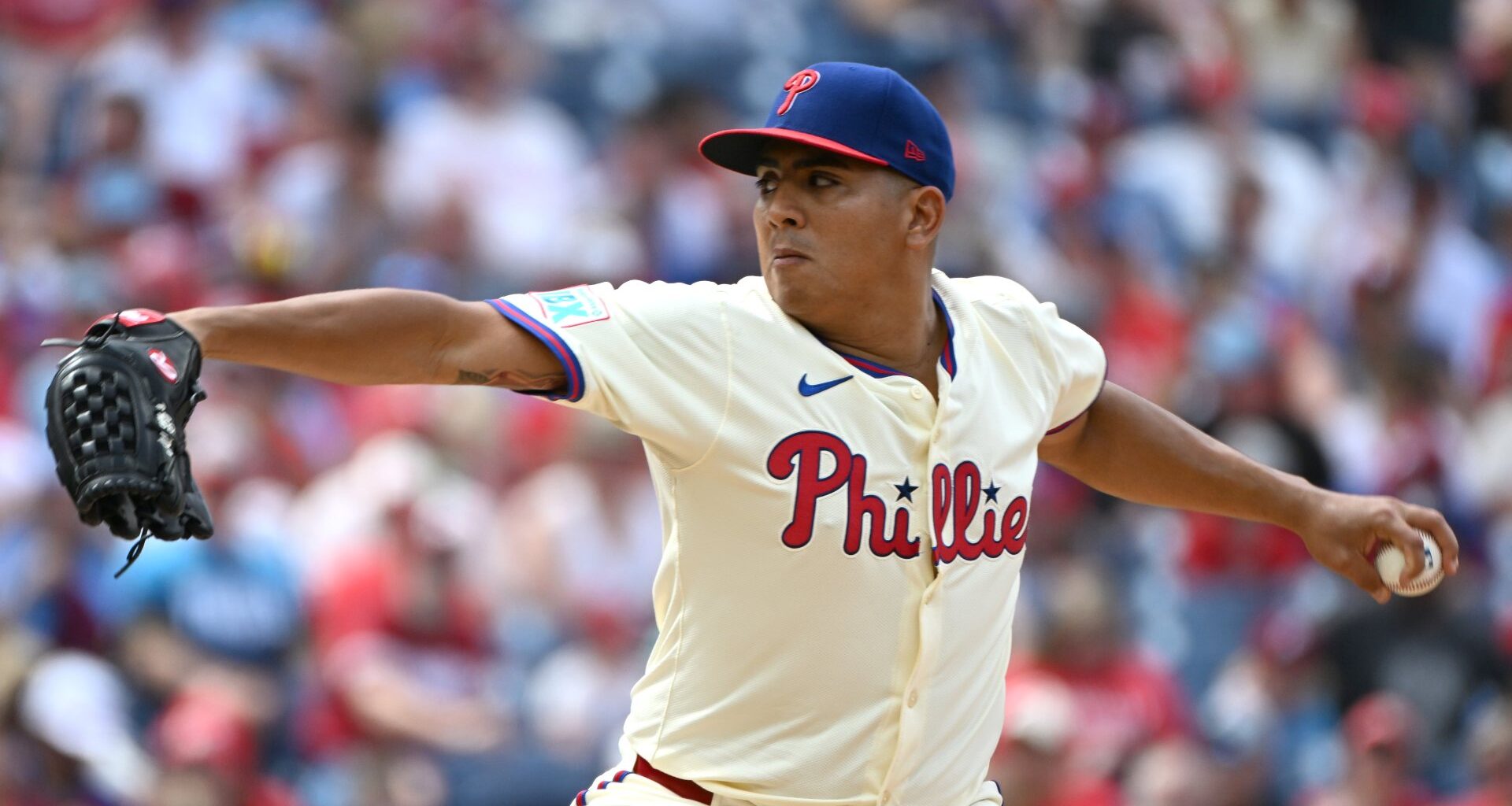 Red Sox Division Rival Had 'Strong Interest' In Ranger Suárez