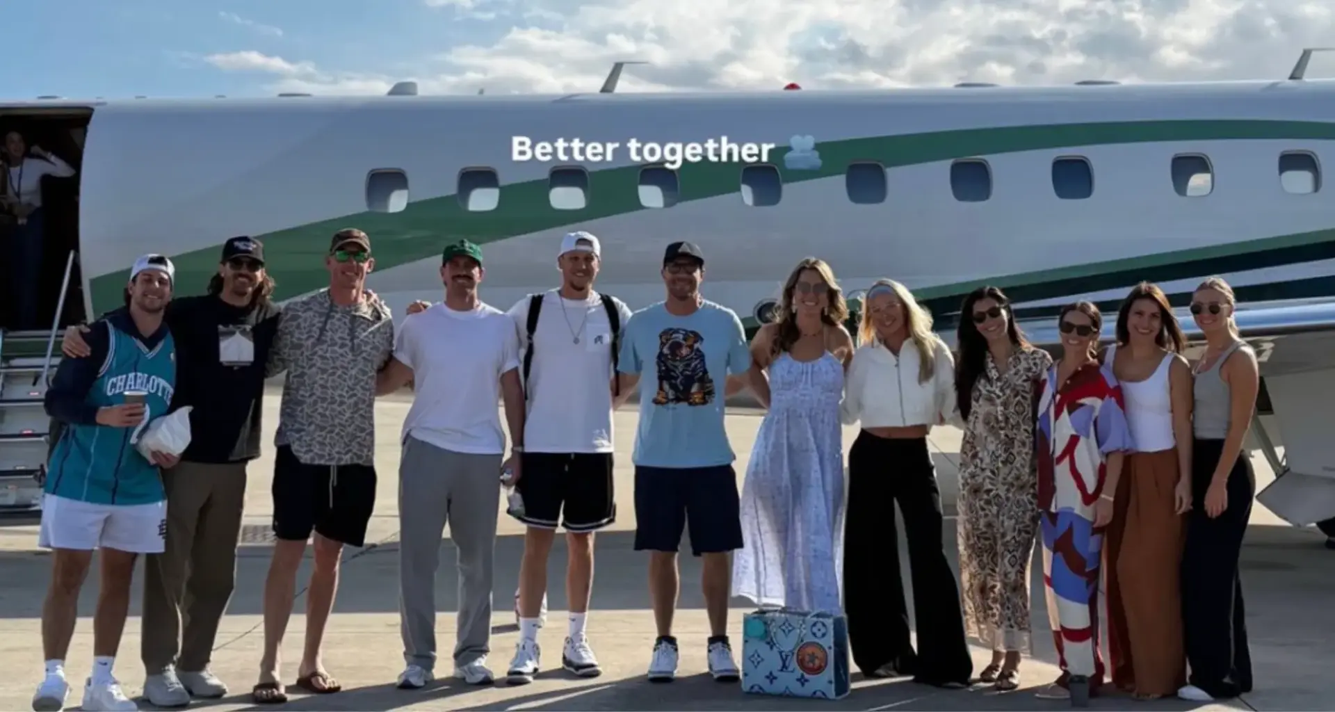 Toronto Blue Jays teammates attend Bo Bichette’s wedding amid free agency buzz