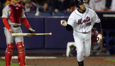 Beltran, Jones Elected To Hall Of Fame