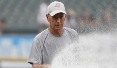 White Sox icon Roger Bossard inducted into MLB Groundskeepers Hall of Fame