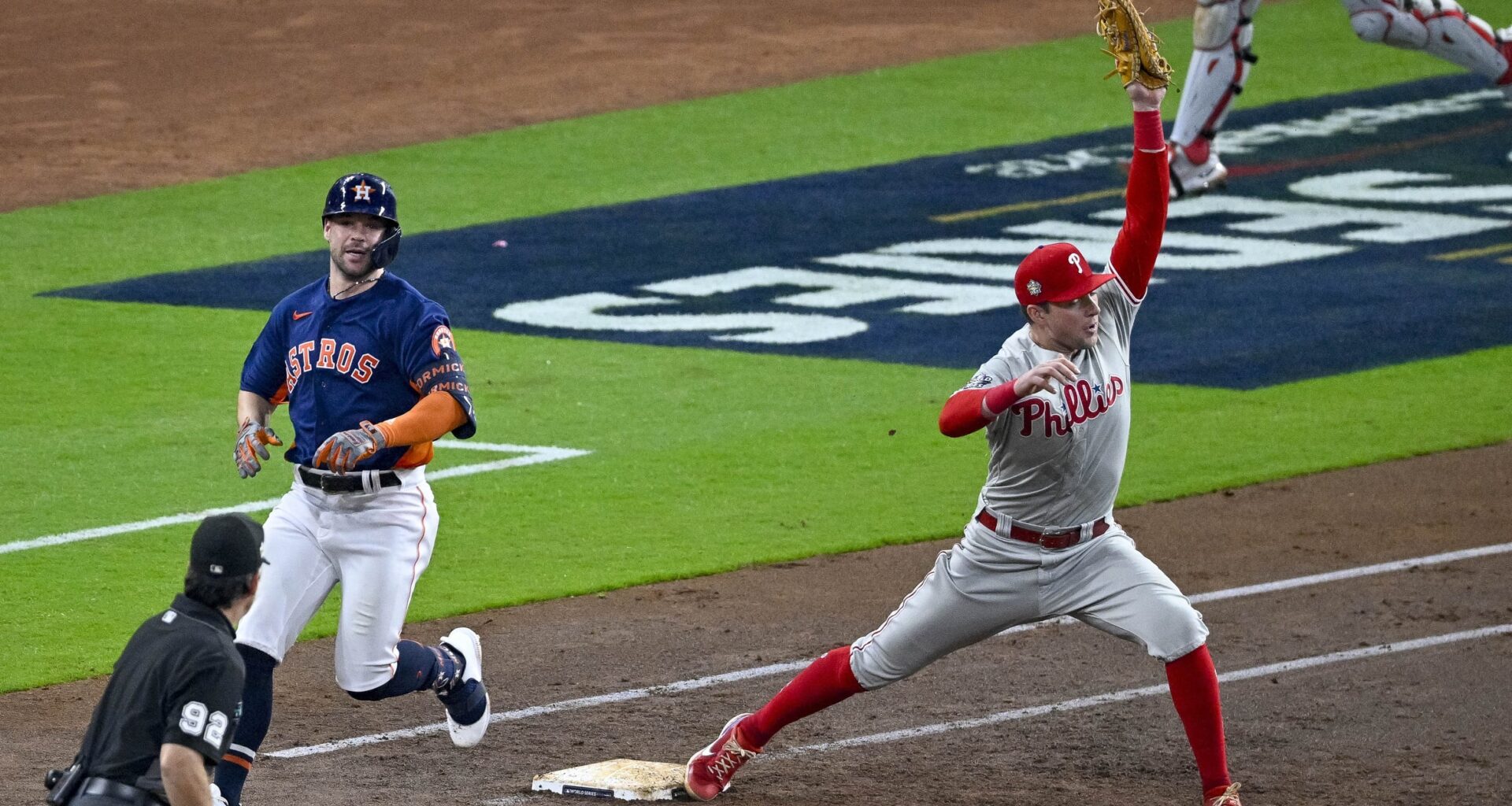 Astros 2022 World Series Hero Joins Cubs on Minor League Deal