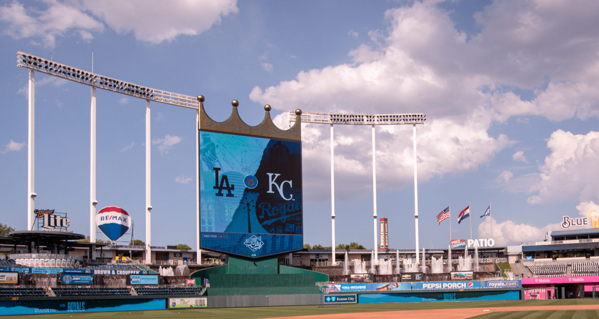 Kansas City Royals Move Outfield Fences at Kauffman Stadium