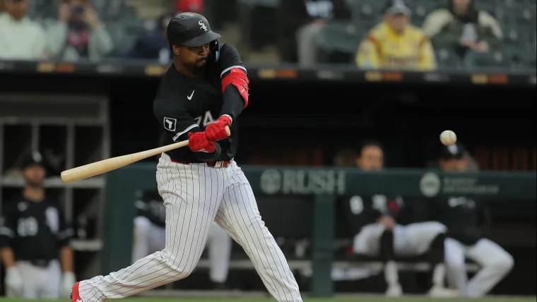 Blue Jays sign slugger who once hit 31 HR in an MLB season image