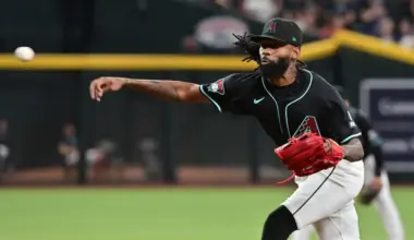 Angels sign 6-foot-7 pitcher with 4.24 career MLB ERA image