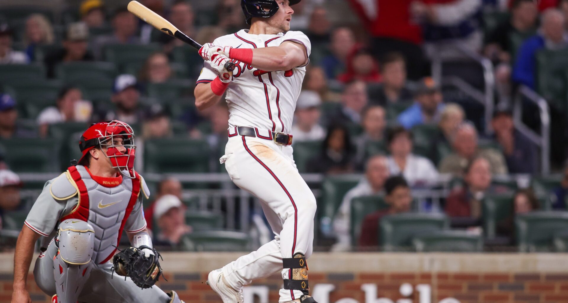 Chicago White Sox sign former top prospect to minor league deal