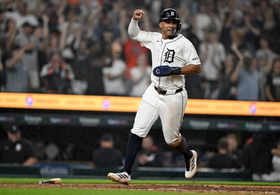 Los Angeles Dodgers Sign Andy Ibáñez & Designated Ryan Fitzgerald For Assignment