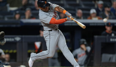 Dodgers to Sign Former Tigers Infielder to One-Year Deal