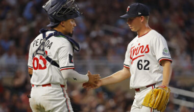 Twins DFA Pierson Ohl, Jhonny Pereda