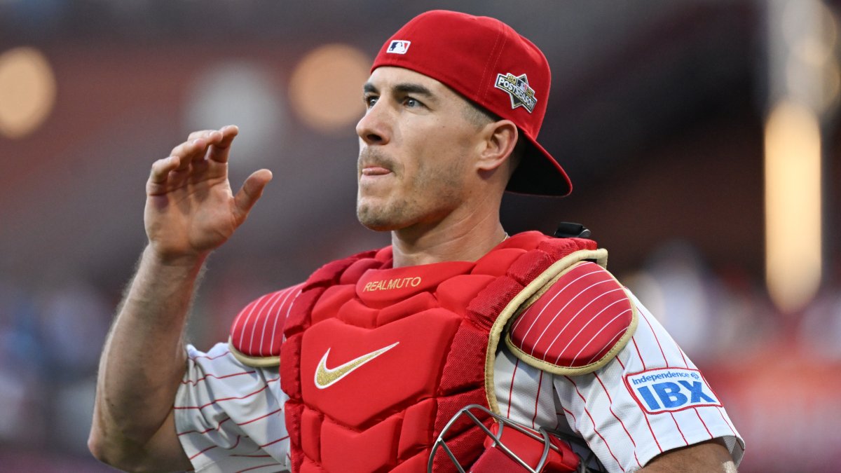 J.T. Realmuto returns, felt undervalued in Phillies free agency – NBC Sports Philadelphia