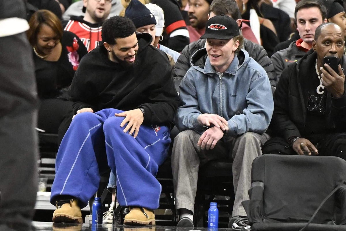 Caleb Williams does Chicago tour, no word on Bears stadium and White Sox deal Luis Robert