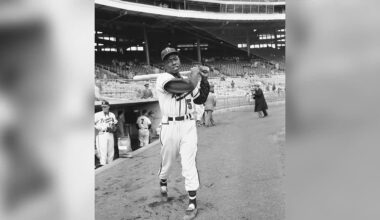 January 13, 1982 - Hank Aaron voted into Baseball Hall of Fame