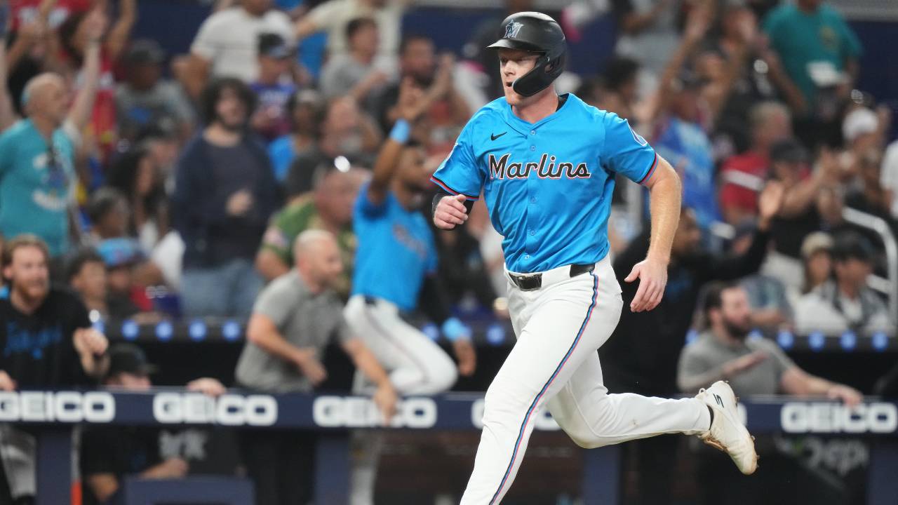 Twins acquire first baseman Eric Wagaman in trade with Marlins