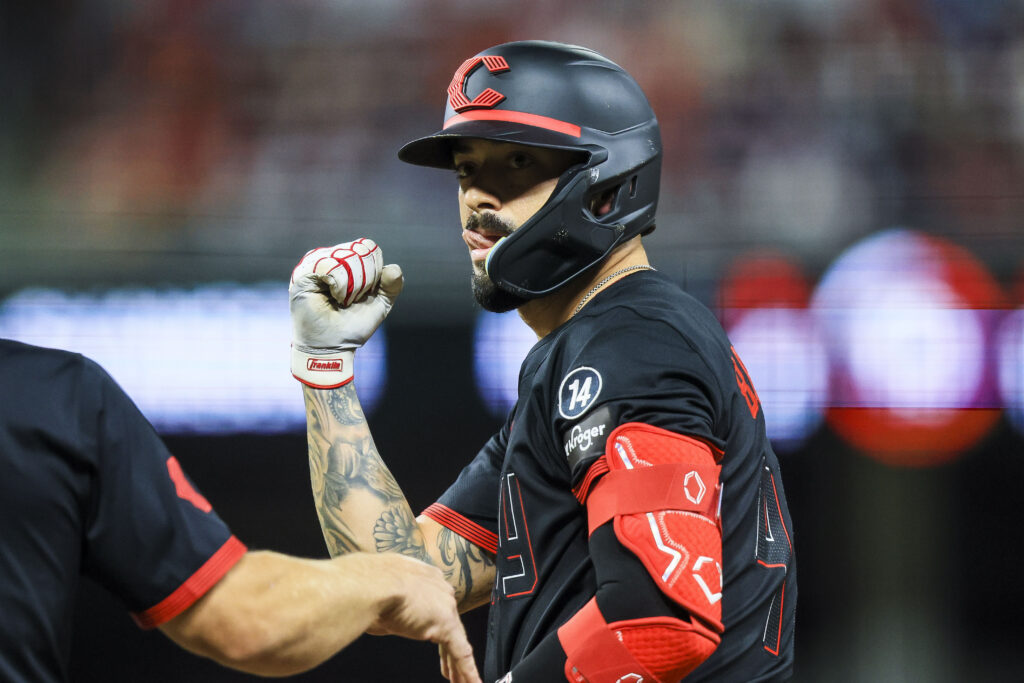 Reds Sign Will Banfield, Hagen Danner To Minor League Deals