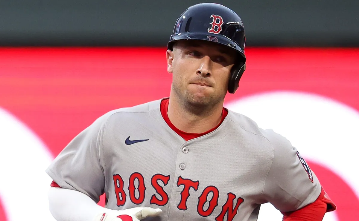 Alex Bregman signs with the Cubs: How much will he earn compared to Phillies' Kyle Schwarber?