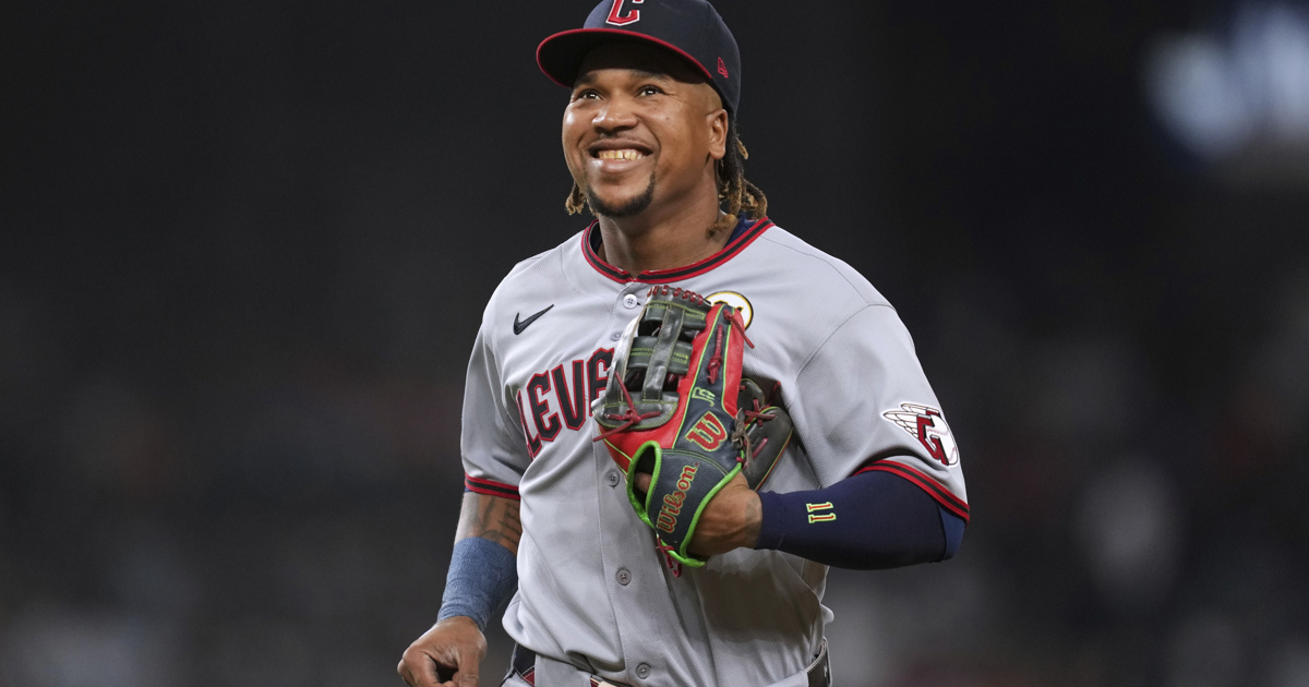 Jose Ramirez Signs Extension To Stay in Cleveland Until 2032