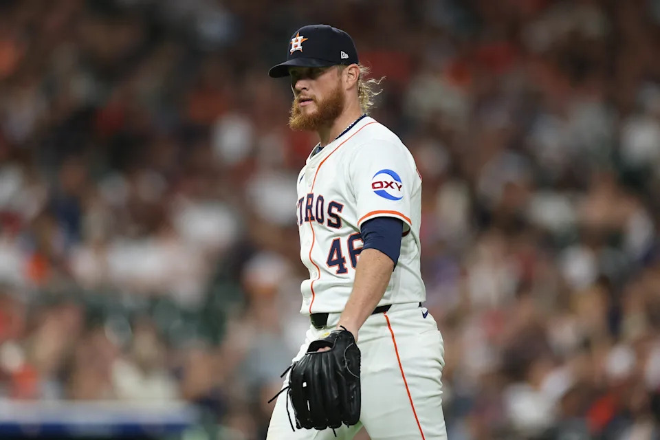HOUSTON, TEXAS - AUGUST 30: Craig Kimbrel #46 of the Houston Astros walks to the dugout after eighth inning against the Los Angeles Angels at Daikin Park on August 30, 2025 in Houston, Texas. (Photo by Tim Warner/Getty Images)