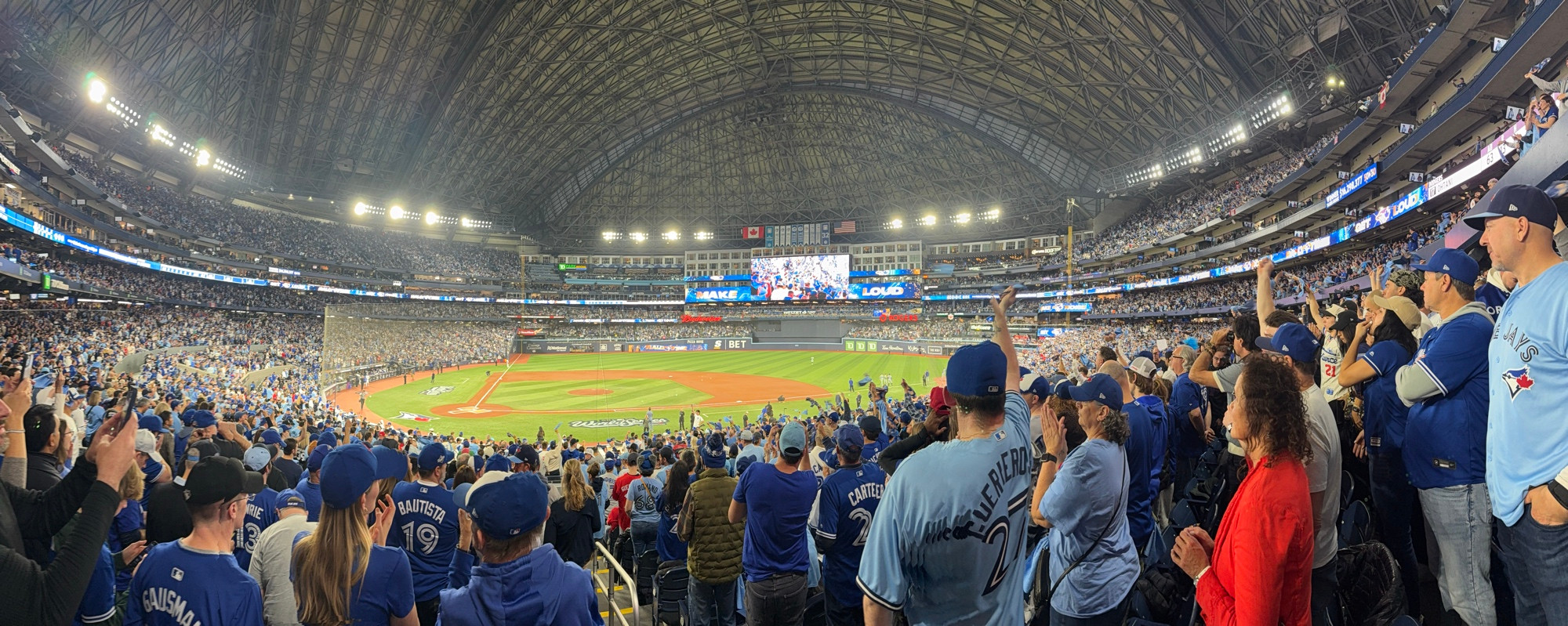 Game 7 start. Rogers Centre. November 1, 2025