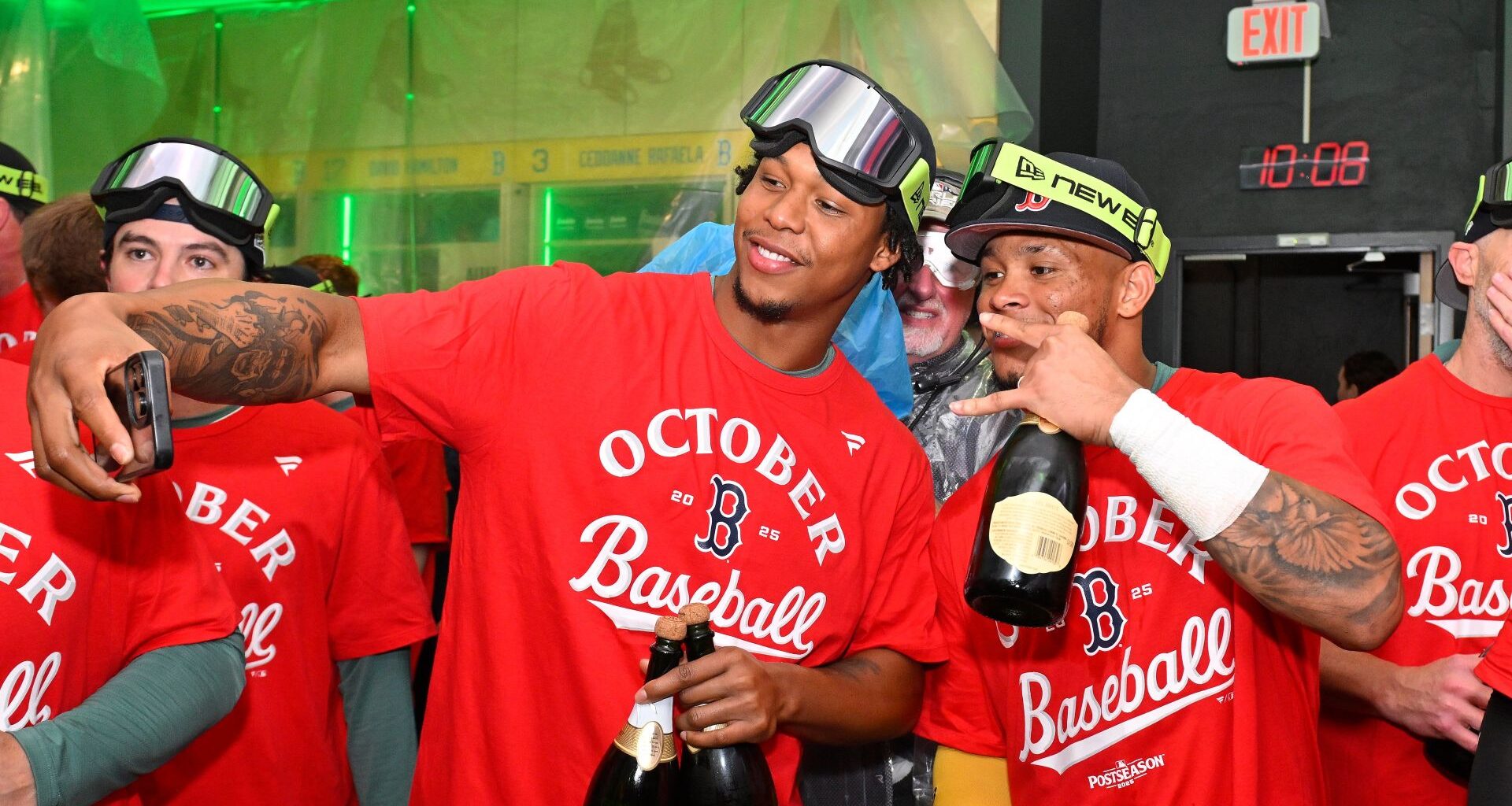 MLB Expert Says Red Sox's Roster 'Looks Like One That Can Win The Division'